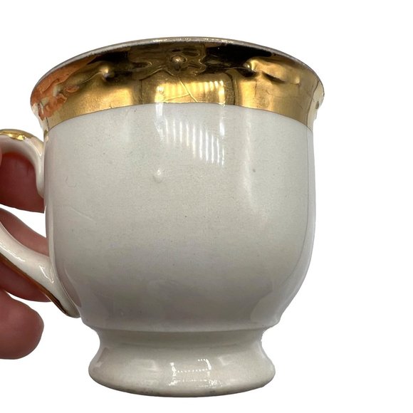 Homer Laughlin Georgian Eggshell Courting Couple Demitasse Cup and Saucer 22K Go - Picture 5 of 9